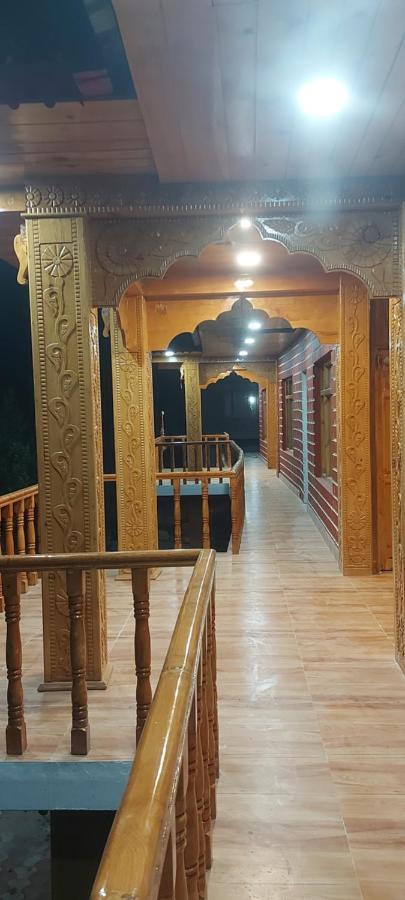 Hotel Royal Hillcrest Harsil Bagian luar foto