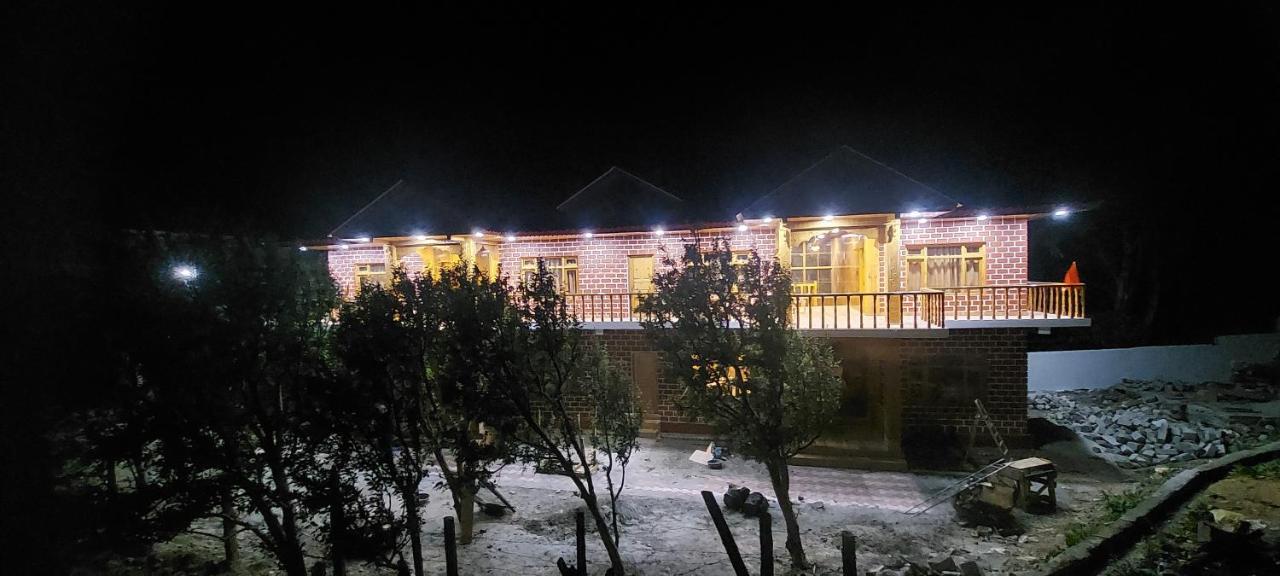 Hotel Royal Hillcrest Harsil Bagian luar foto