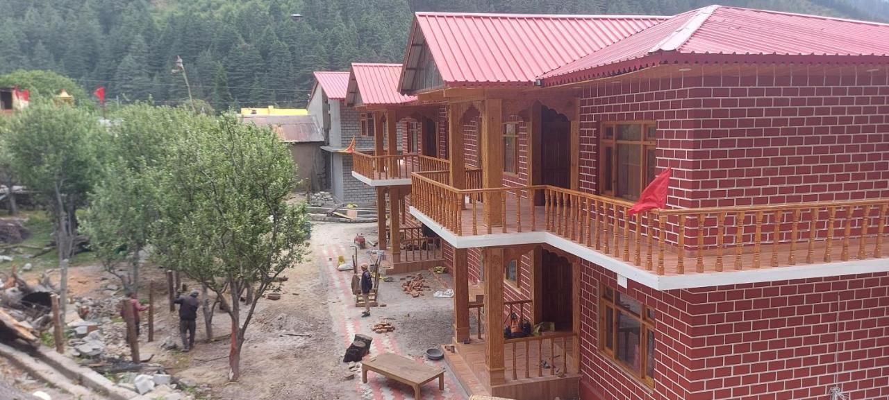 Hotel Royal Hillcrest Harsil Bagian luar foto