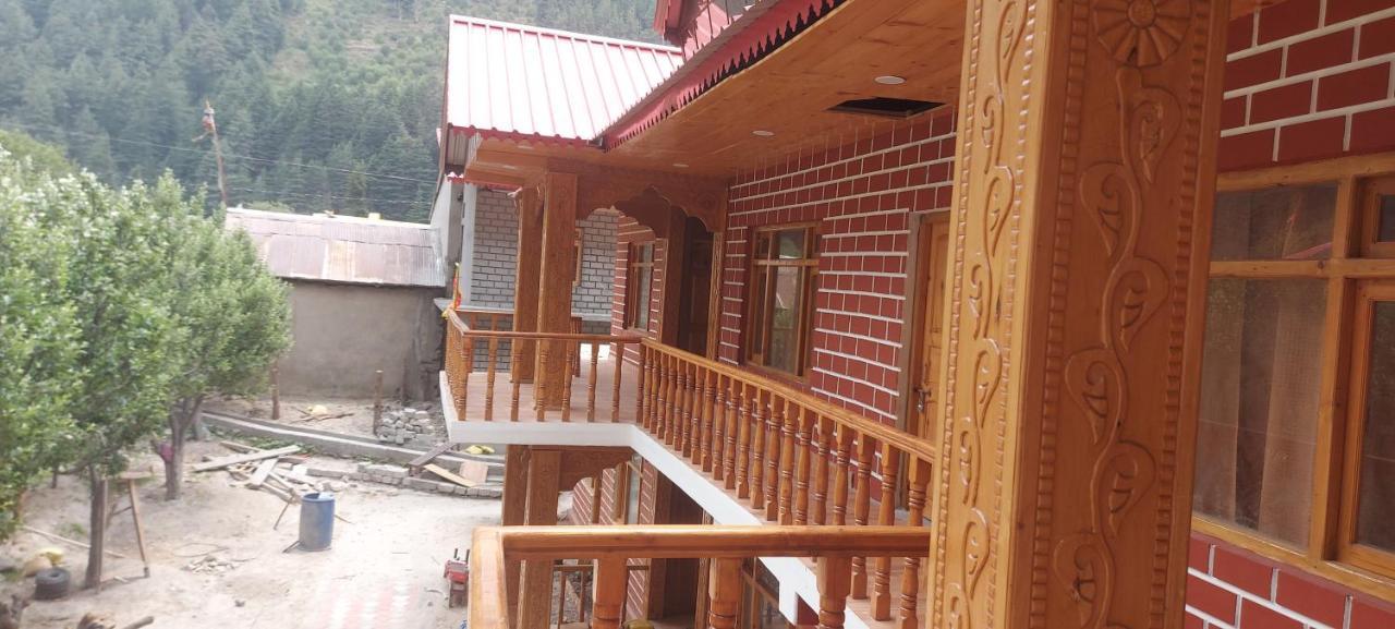 Hotel Royal Hillcrest Harsil Bagian luar foto