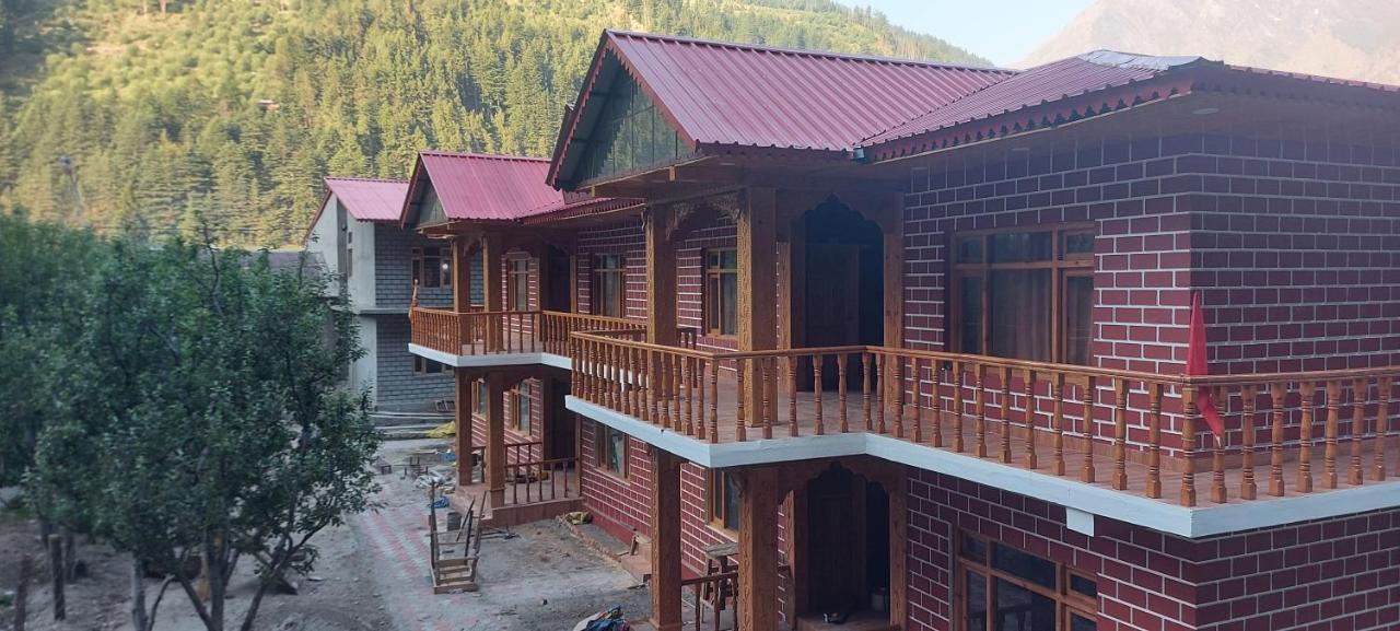 Hotel Royal Hillcrest Harsil Bagian luar foto